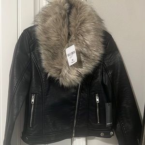 Forever 21 Faux Leather Jacket with Faux Fur Collar, size medium